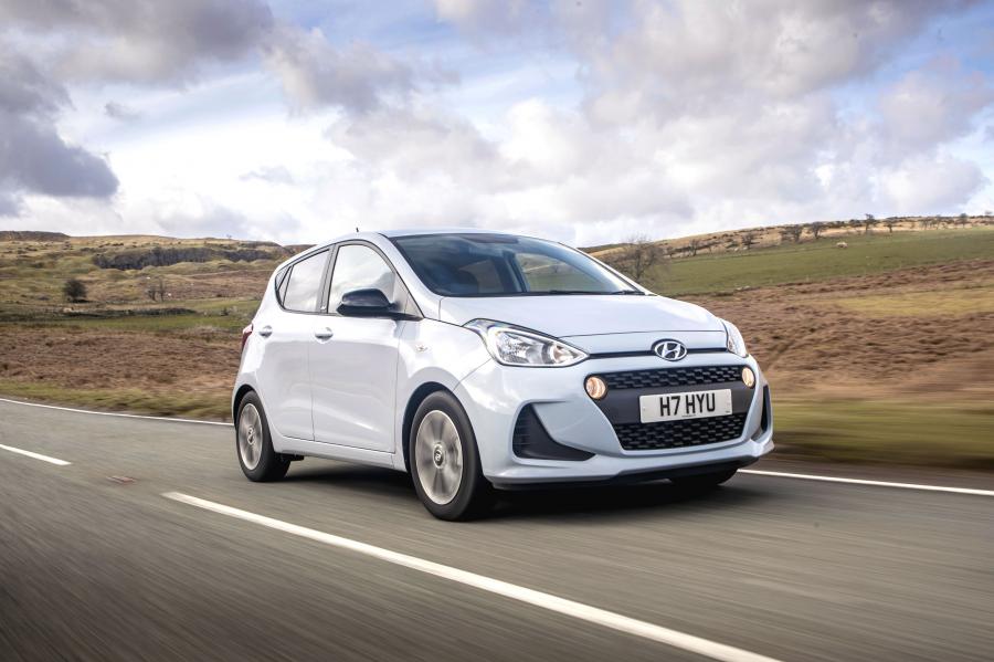 Hyundai i10 Play 2019 года  (UK) (фото 9 из 42)